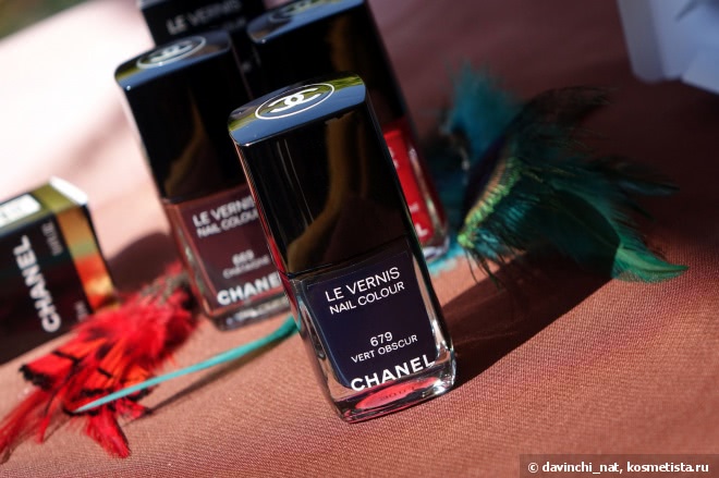Chanel Les Automnales Fall 2015 Collection. Chanel Le Vernis Nail Colour #669 Chataigne, #671, Ecorce Sanguine, #679, Vert Obscur