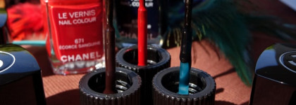 Chanel Les Automnales Fall 2015 Collection. Chanel Le Vernis Nail Colour #669 Chataigne, #671, Ecorce Sanguine, #679, Vert Obscur