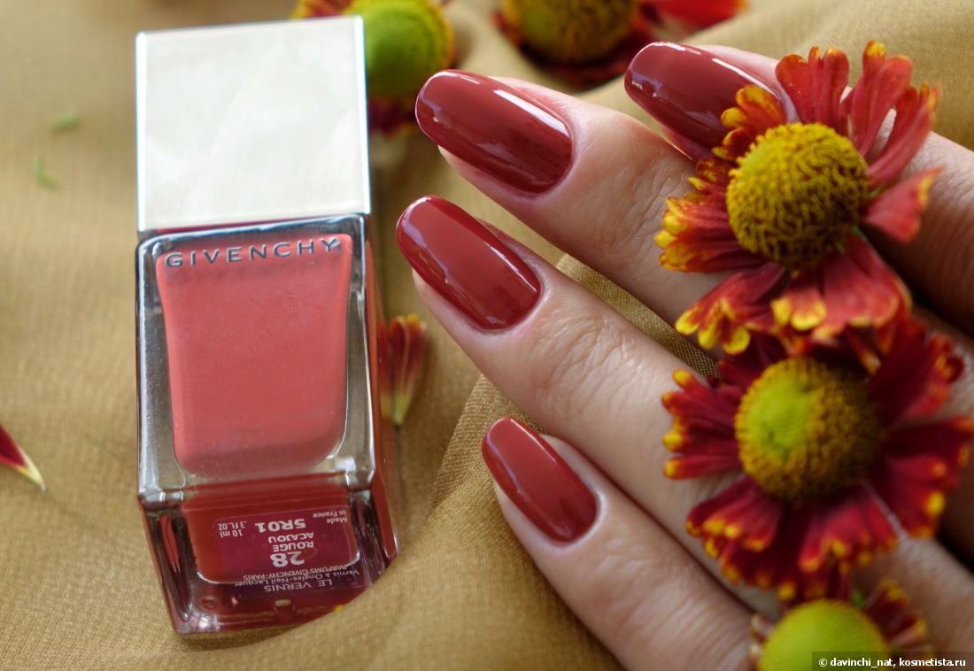 Осенние мотивы. Givenchy Le Vernis Intense Color Satiny Shine Nail Laquer  28 Rouge Acajou | Отзывы покупателей | Косметиста