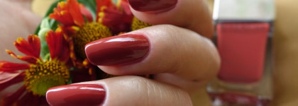 Осенние мотивы. Givenchy Le Vernis Intense Color Satiny Shine Nail Laquer #28 Rouge Acajou