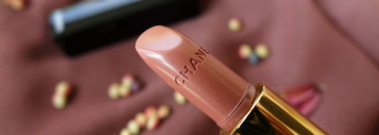 Chanel Les Automnales Fall 2015 Collection. Chanel Rouge Allure Luminuous Intense Lip Colour #162, Pensive. Chanel Joues Contrasre Powder Blush #260, Alezane