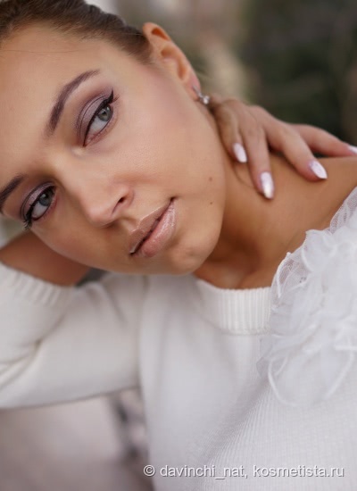 Yves Saint Laurent Couture Mono High-Impact Color Eye Shadow #5, Modele