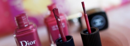 Chanel Le Vernis Nail Colour #April #533. Dior Vernis Couture Colour Gel Shine And Long Wear Nail Lacquer #988 Diorette