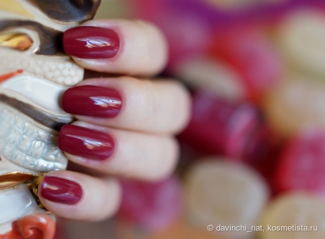 Chanel Le Vernis Nail Colour #April #533. Dior Vernis Couture Colour Gel Shine And Long Wear Nail Lacquer #988 Diorette