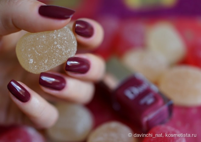 Chanel Le Vernis Nail Colour #April #533. Dior Vernis Couture Colour Gel Shine And Long Wear Nail Lacquer #988 Diorette