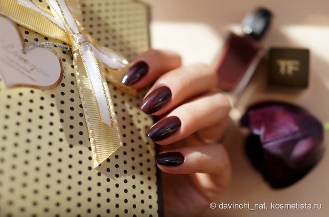 Вишня в шоколаде. Tom Ford Nail Lacquer 04 Bitter Bitch