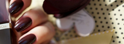 Вишня в шоколаде. Tom Ford Nail Lacquer 04 Bitter Bitch
