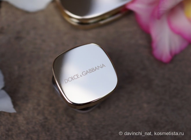 Fresh Bar. Dolce & Gabbana Shimmer Powder Duo Creamy Powder Cheeks and Eyes, Dolce&Gabbana The Blush Luminous Cheek Colour #10 Nude