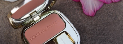Fresh Bar. Dolce & Gabbana Shimmer Powder Duo Creamy Powder Cheeks and Eyes, Dolce&Gabbana The Blush Luminous Cheek Colour #10 Nude