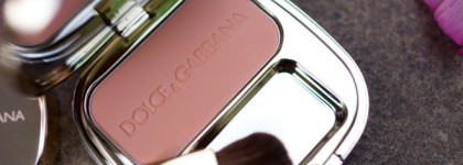 Fresh Bar. Dolce & Gabbana Shimmer Powder Duo Creamy Powder Cheeks and Eyes, Dolce&Gabbana The Blush Luminous Cheek Colour #10 Nude