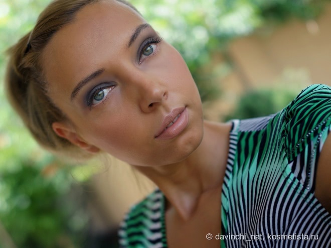 Замшевый стиль. Urban Decay Naked 2 Basics Eyeshadow Palette