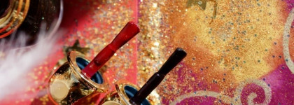 Dior Splendor Makeup Collection Christmas Holiday 2016-2017. Dior Diorific Vernis #850 Splendor, #899 Cosmic