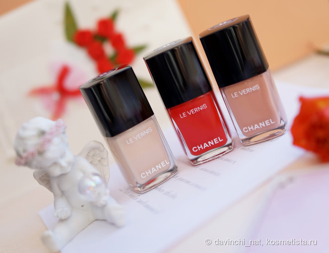 Chanel Coco Codes Makeup Collection Spring 2017. Chanel Le Vernis Longwear Nail Colour #548 Blanc White, #556 Beige Beige, 546 Rouge Red