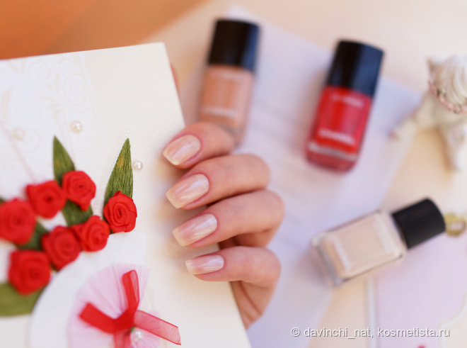 Chanel Coco Codes Makeup Collection Spring 2017. Chanel Le Vernis Longwear Nail Colour #548 Blanc White, #556 Beige Beige, 546 Rouge Red