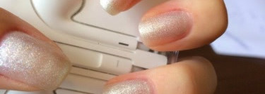 Новинки Sally Hansen Satin Glam №08 Silk Onyx, №05 Chic Pink и №02 Crystalline