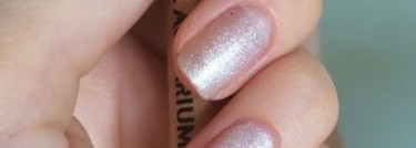 Новинки Sally Hansen Satin Glam №08 Silk Onyx, №05 Chic Pink и №02 Crystalline