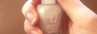 Новое знакомство с Укрепителем для ногтей с золотой пылью IQ Beauty