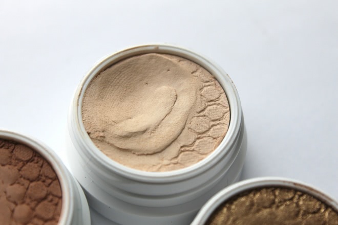 Мое знакомство с ColourPop: четверка теней и матовые помады