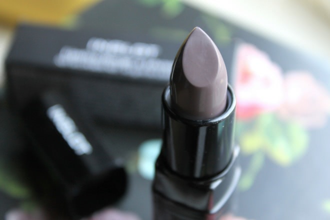 Серая мышь или Inglot Matte Lipstick 436 Black Swan Collection
