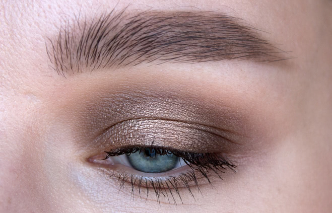 "Маленькие косметики" Tarte: палетка Tease, тушь, румяна и бронзер