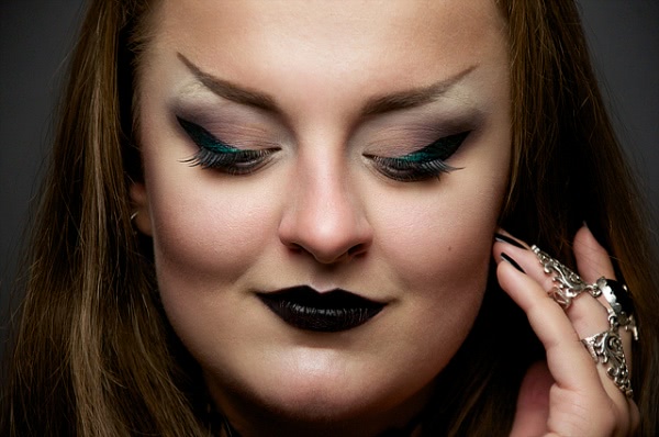 Tutorial. Cat Eyes - Halloween Make-up