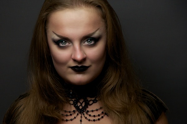 Tutorial. Cat Eyes - Halloween Make-up