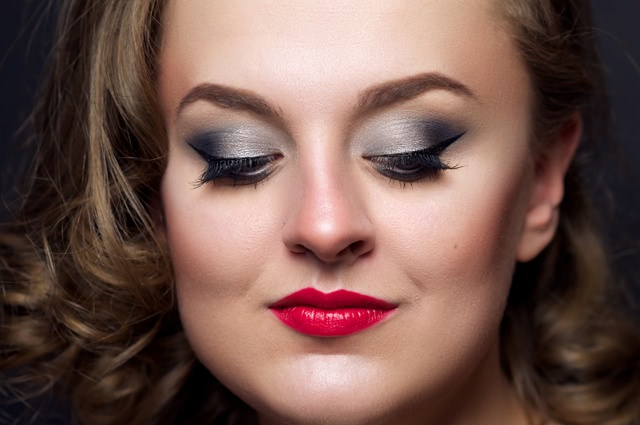 Tutorial. Noir Eye Makeup
