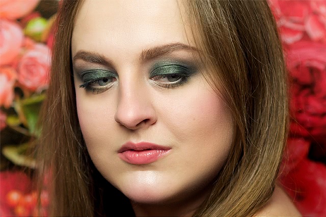 Tutorial. Green Smokey Eyes