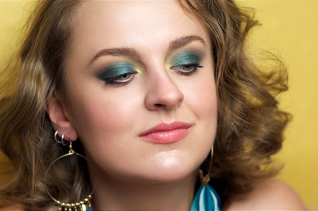 Tutorial. Turquoise Makeup