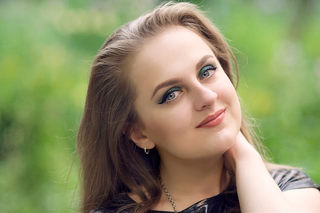 Tutorial. Green & Gold Eye Makeup
