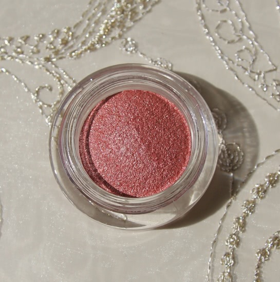От ненависти до любви. Chanel Illusion D'Ombre Long Wear Luminous Eyeshadow №82 Emerveille