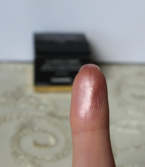 От ненависти до любви. Chanel Illusion D'Ombre Long Wear Luminous Eyeshadow №82 Emerveille