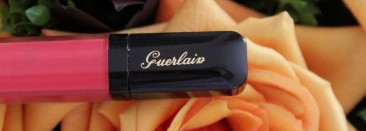 Спелая ягодка-Guerlain Gloss D’Enfer Maxi Shine Intense Colour & Shine Bare Lip Sensation в оттенке 468 Candy Strip