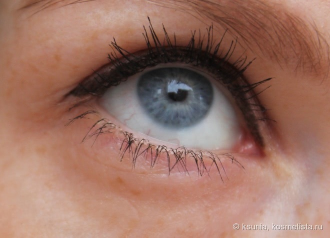 Колоссальный провал-тушь для ресниц «Колоссаль» Maybelline New York the Colossal Go Extreme! Volum' Express Leather Black Mascara