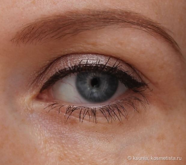 Колоссальный провал-тушь для ресниц «Колоссаль» Maybelline New York the Colossal Go Extreme! Volum' Express Leather Black Mascara