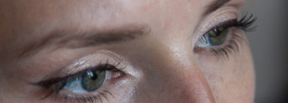 Lancome Ombre Hypnose Mono # P102 и YSL Moire Liquid Eyeliner # 06