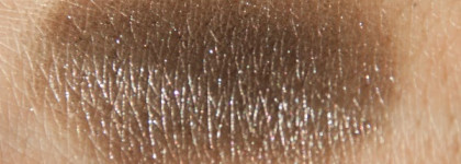 Chanel Illusion D'ombre Long Wear Luminous Eyeshadow #83 Illusoire