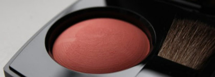 Персиковый коралл или коралловый персик? Chanel Joues Contraste Powder Blush #76 Frivole