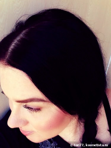 Праздник с Chanel Camelia de Plumes Poudre illuminatrice Highlighting Powder