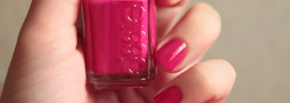 Лето в пузырьке - Essie #30 Bachelorette Bash