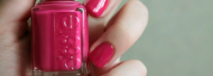 Лето в пузырьке - Essie #30 Bachelorette Bash