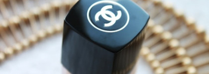 Мастхэв: база Chanel Beaute des ongles Nail Polish Base Coat