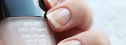 Мастхэв: база Chanel Beaute des ongles Nail Polish Base Coat