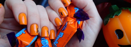 China Glaze Papaya punch - маникюр на Halloween