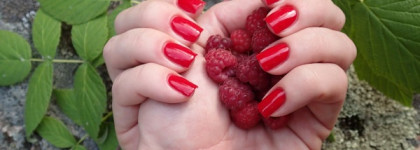 Essie Russian roulette