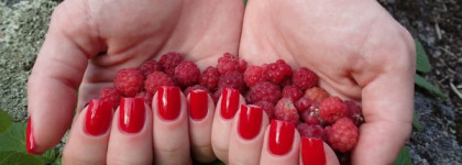 Essie Russian roulette