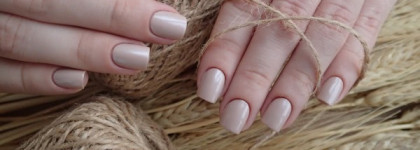 China Glaze Nail lacquer with hardeners 81761 Don't honk your thorn