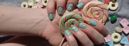 Essie Nail Lacquer 99 Mint candy apple