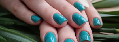 Essie Nail Polish 266 Naughty nautical