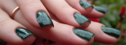 China Glaze Nail Lacquer with Hardeners 80516 Glittering garland